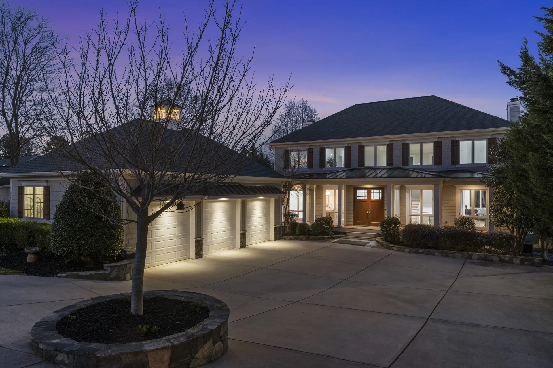 20217 Riverchase Drive, photo 2