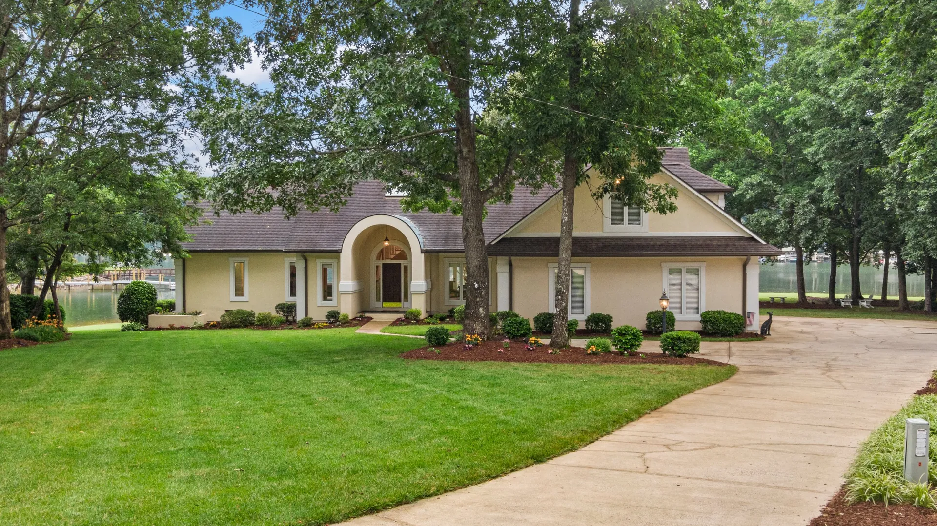 3749 Badger Run, photo 6