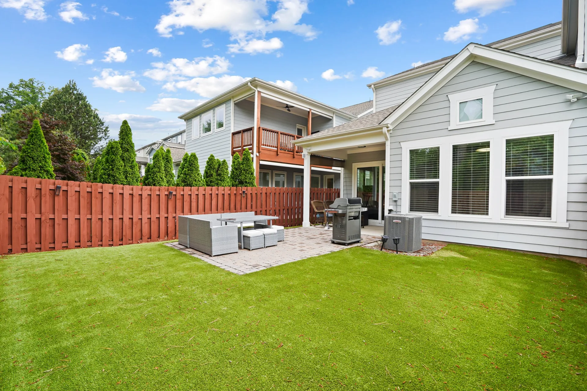 432 Belton Street, photo 8